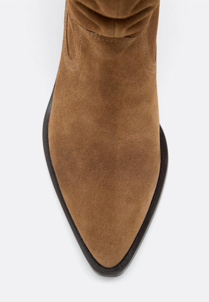 Botines de piel estilo cowboy slouchy Botines de piel estilo cowboy slouchy