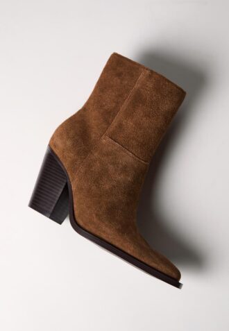 Botines vaqueros de piel Botines vaqueros de piel