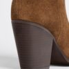 Botines vaqueros de piel