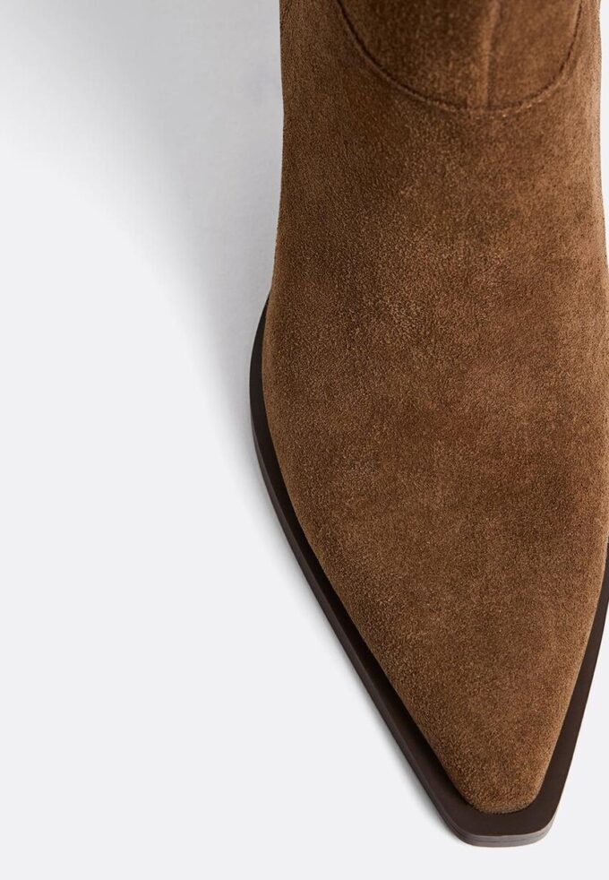 Botines vaqueros de piel