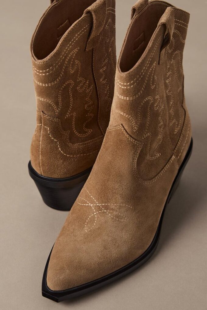 Botines vaqueros de piel serraje