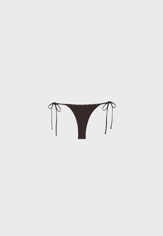 Braguita de bikini con cordones y tachuelas Braguita de bikini con cordones y tachuelas