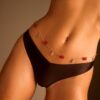 Braguitas de bikini brasileñas básicas de satén Braguitas de bikini brasileñas básicas de satén