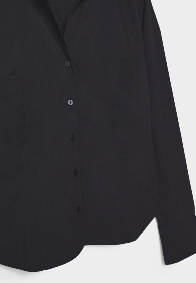Camisa básica entallada Camisa básica entallada