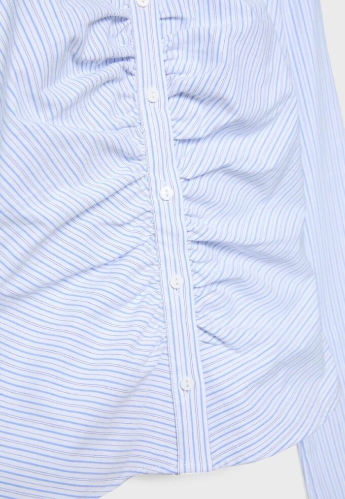 Camisa fruncida de bengalina Camisa fruncida de bengalina
