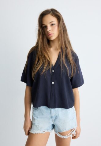 Camisa holgada con botones