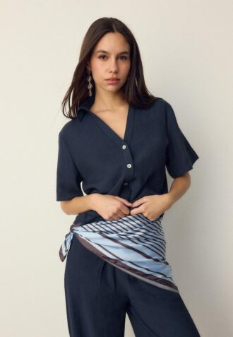 Camisa holgada con botones