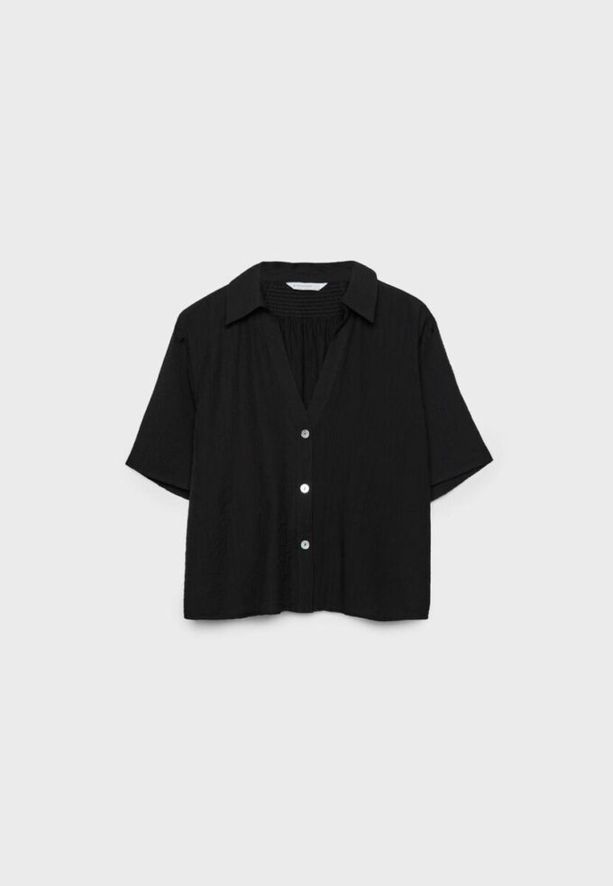 Camisa holgada con botones Camisa holgada con botones