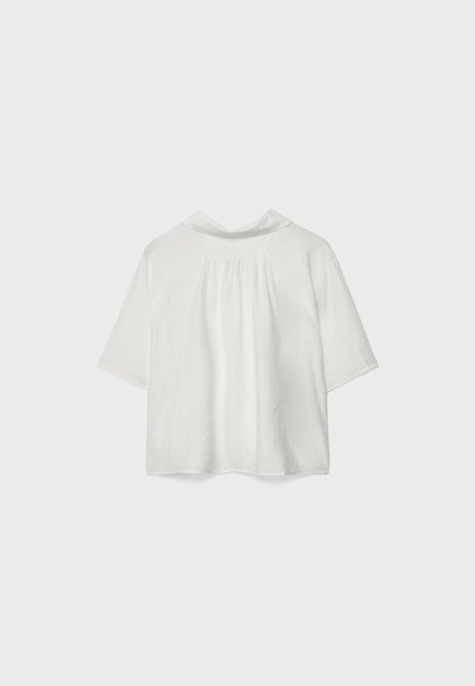 Camisa holgada con botones Camisa holgada con botones