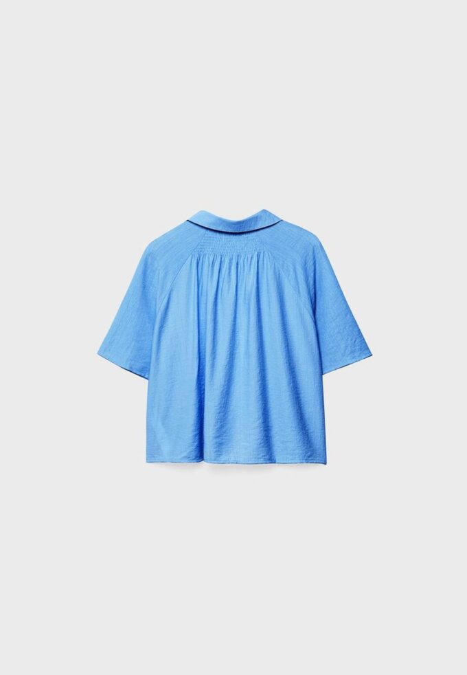 Camisa holgada con botones Camisa holgada con botones