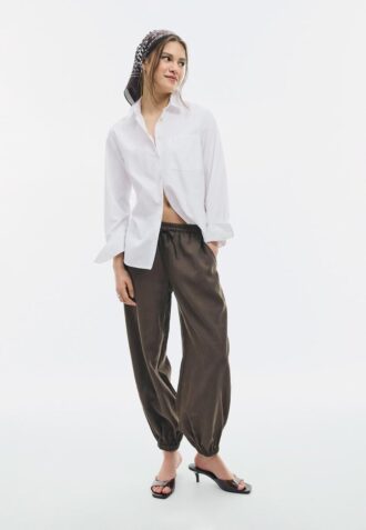 Camisas básicas de popelín con bolsillo