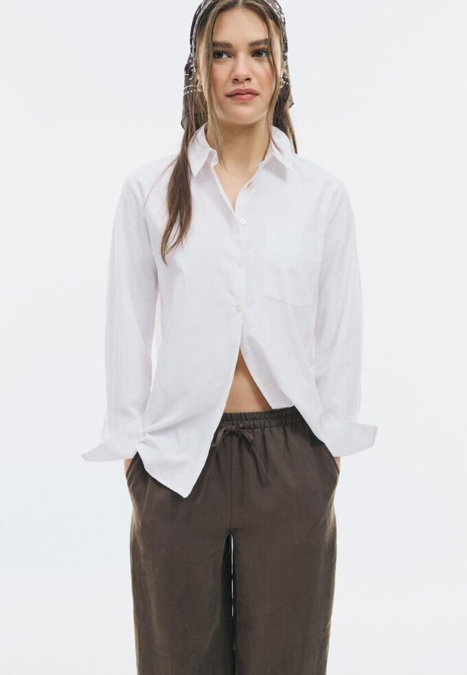 Camisas básicas de popelín con bolsillo Camisas básicas de popelín con bolsillo