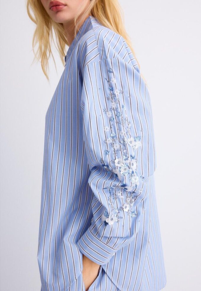 Camisas con mangas bordadas Camisas con mangas bordadas