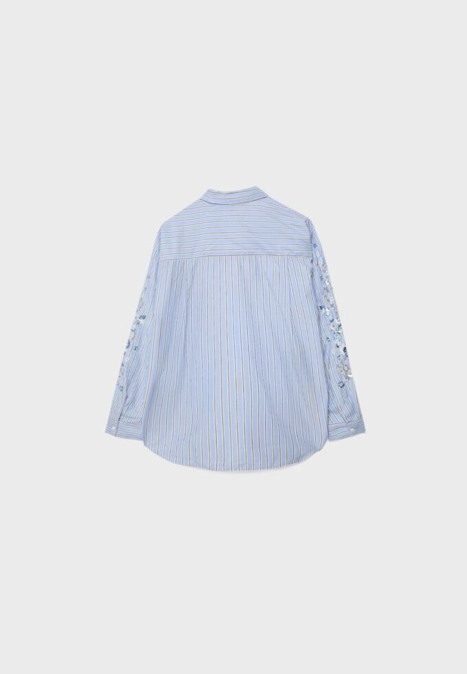 Camisas con mangas bordadas Camisas con mangas bordadas