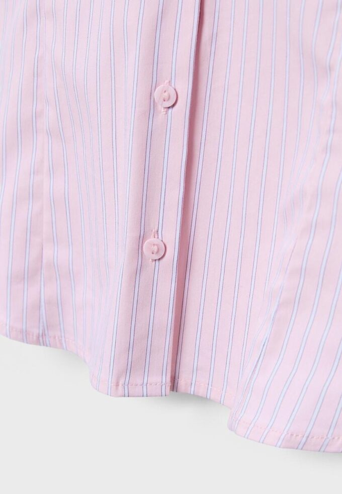 Camisas entalladas básicas a rayas Camisas entalladas básicas a rayas