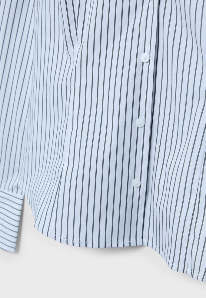 Camisas entalladas básicas a rayas Camisas entalladas básicas a rayas