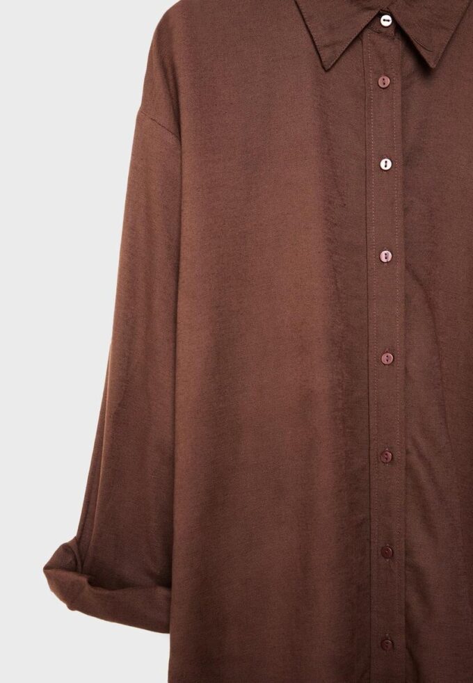 Camisas fluidas con efecto lino Camisas fluidas con efecto lino