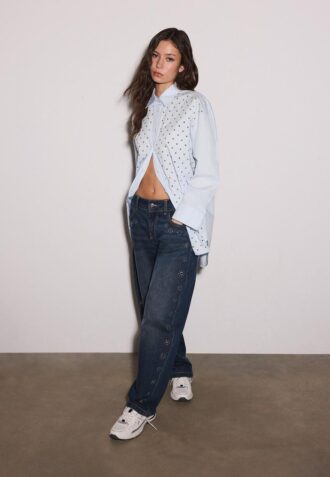 Camisas oversize con tachuelas