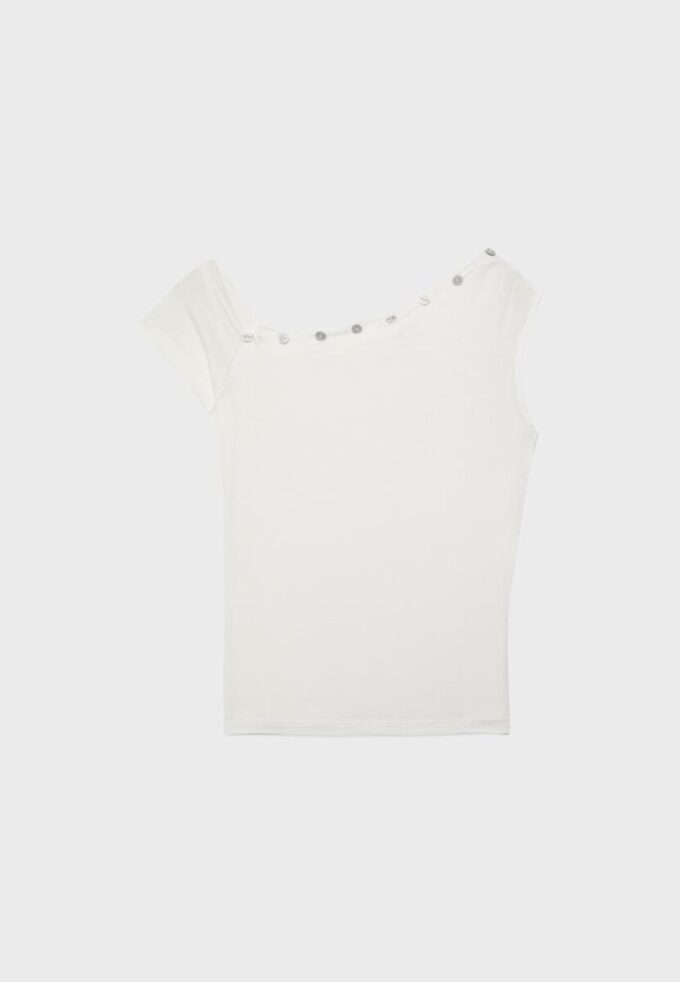 Camiseta asimétrica con botones Camiseta asimétrica con botones