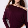 Camiseta asimétrica de modal Camiseta asimétrica de modal