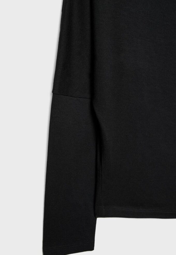 Camiseta asimétrica de modal Camiseta asimétrica de modal