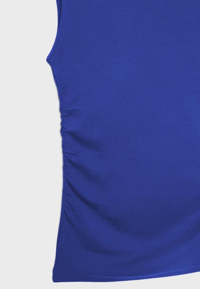 Camiseta básica ajustada con fruncidos Camiseta básica ajustada con fruncidos