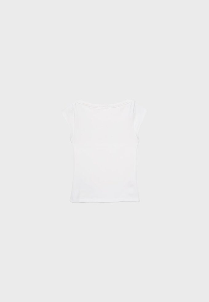 Camiseta básica con cuello barco