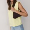 Camiseta básica con hombreras Camiseta básica con hombreras
