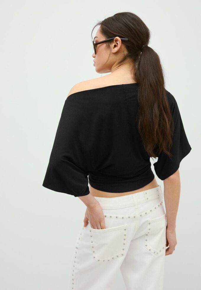 Camiseta básica con mangas de murciélago Camiseta básica con mangas de murciélago