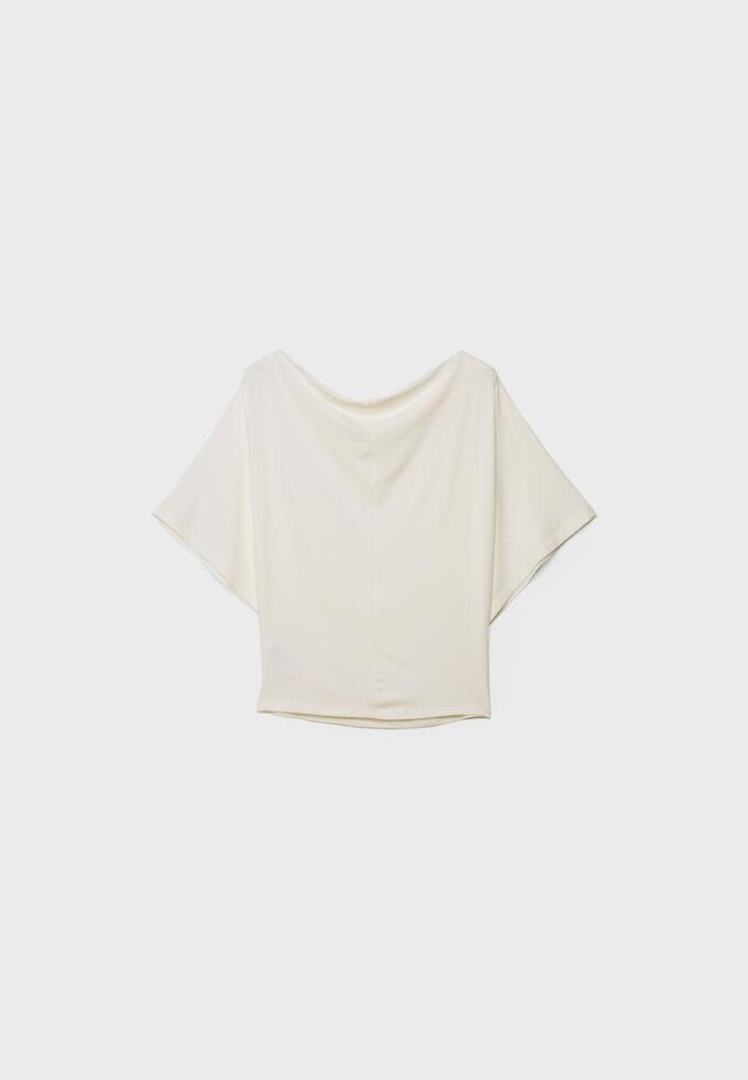 Camiseta básica con mangas de murciélago Camiseta básica con mangas de murciélago