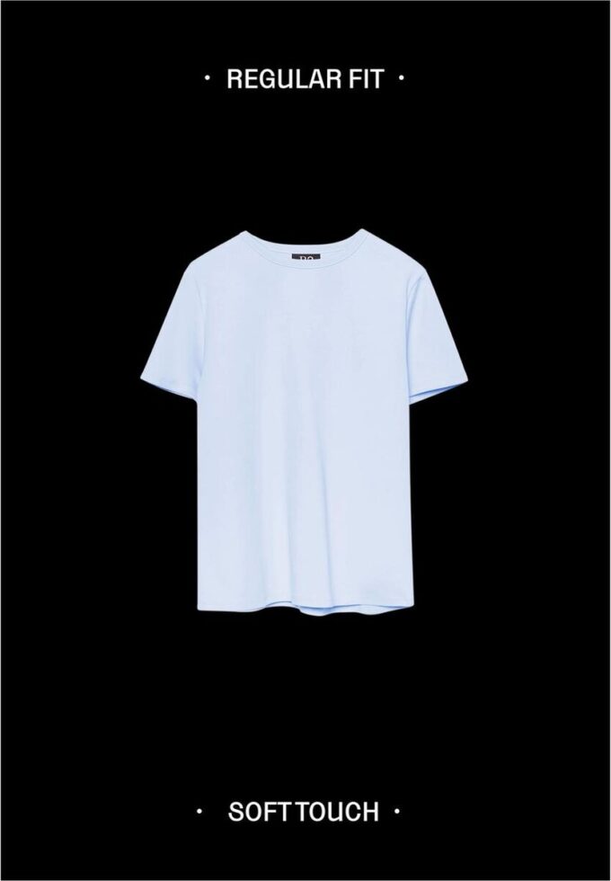 Camiseta básica de corte regular y tacto suave Camiseta básica de corte regular y tacto suave