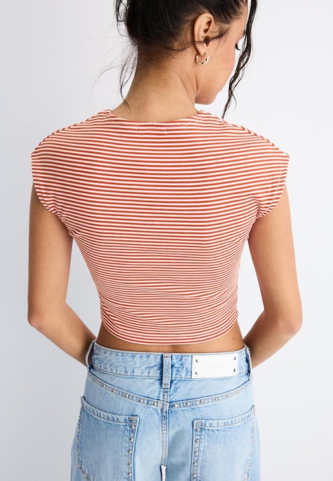Camiseta básica de manga corta a rayas Camiseta básica de manga corta a rayas