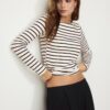 Camiseta básica de manga larga a rayas Camiseta básica de manga larga a rayas
