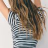 Camiseta básica de rayas y corte ajustado Camiseta básica de rayas y corte ajustado