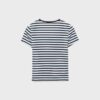 Camiseta básica de rayas y corte ajustado Camiseta básica de rayas y corte ajustado