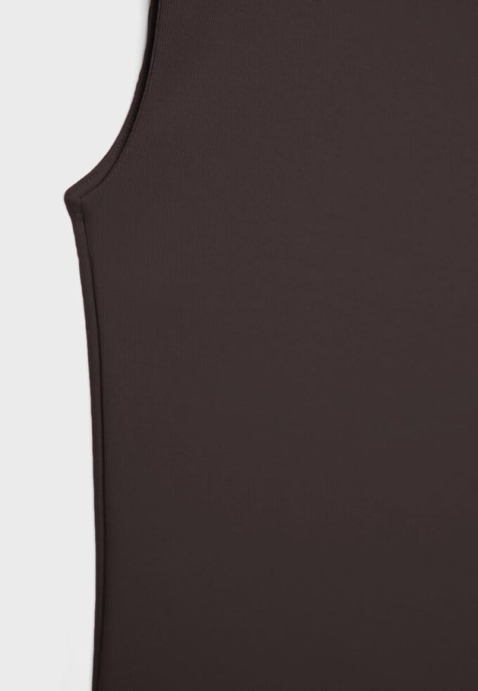 Camiseta básica sin mangas