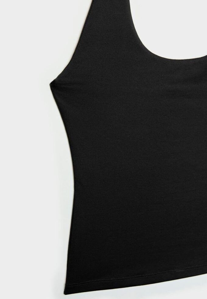 Camiseta con cuello halter Camiseta con cuello halter