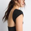 Camiseta con espalda abierta Camiseta con espalda abierta