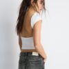 Camiseta con espalda abierta Camiseta con espalda abierta