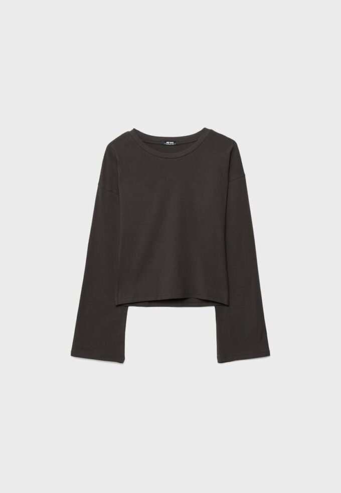 Camiseta con mangas kimono
