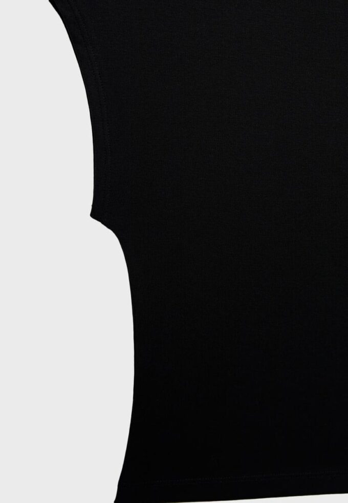 Camiseta corta ajustada básica Camiseta corta ajustada básica