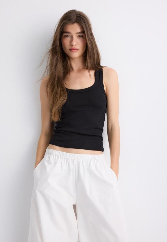 Camiseta de canalé con espalda nadadora Camiseta de canalé con espalda nadadora