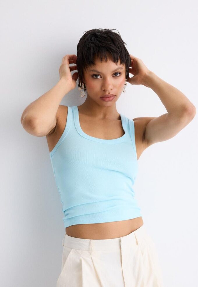 Camiseta de canalé con espalda nadadora Camiseta de canalé con espalda nadadora