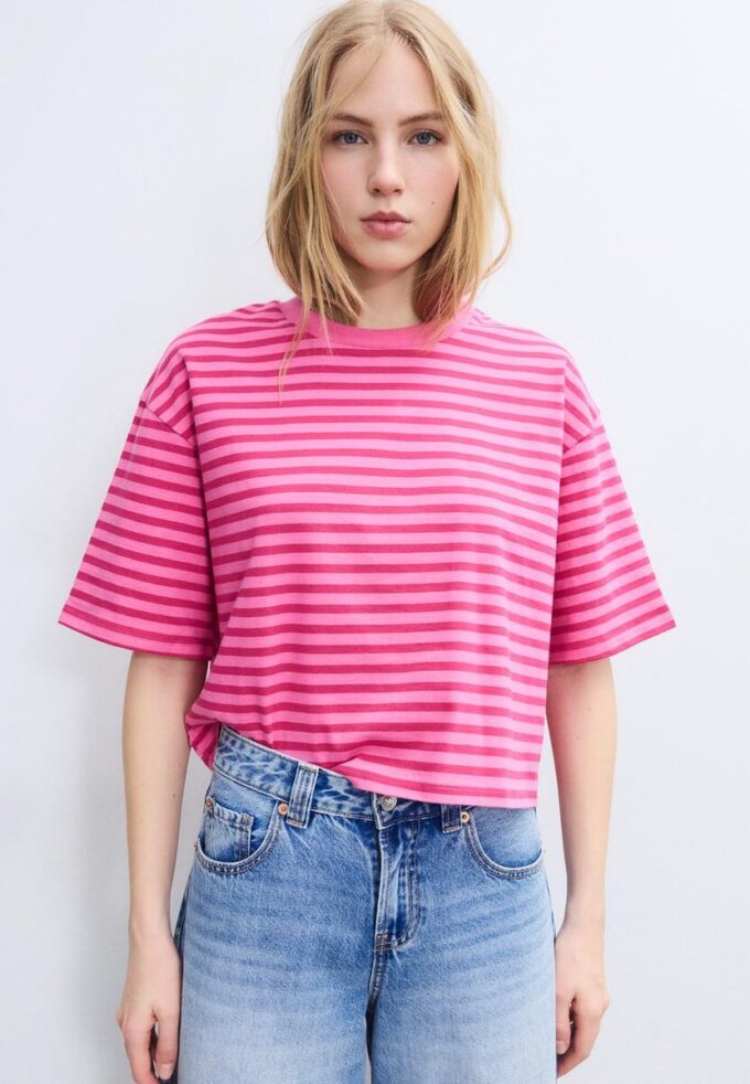 Camiseta de manga corta a rayas