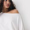 Camiseta de manga corta con cuello barco