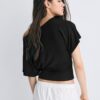 Camiseta de manga corta con cuello barco
