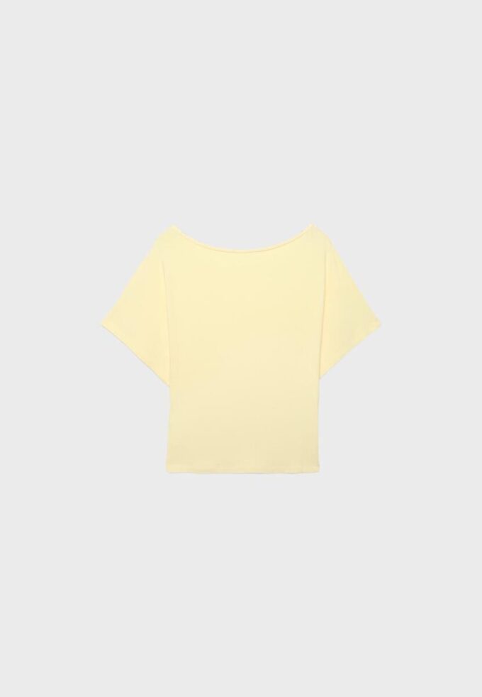 Camiseta de manga corta con cuello barco Camiseta de manga corta con cuello barco