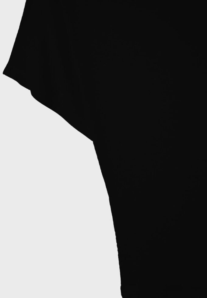 Camiseta de manga corta con cuello barco