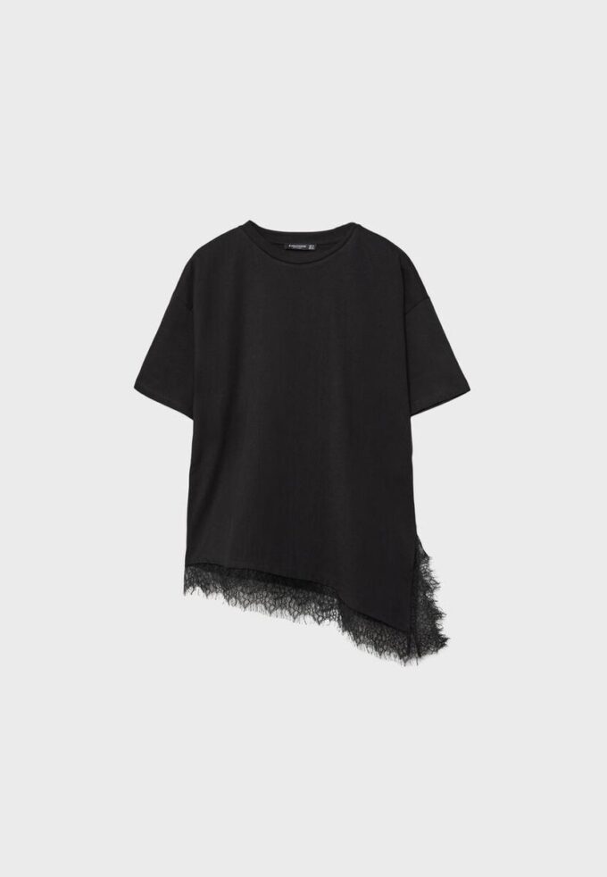 Camiseta de manga corta con dobladillo de encaje Camiseta de manga corta con dobladillo de encaje