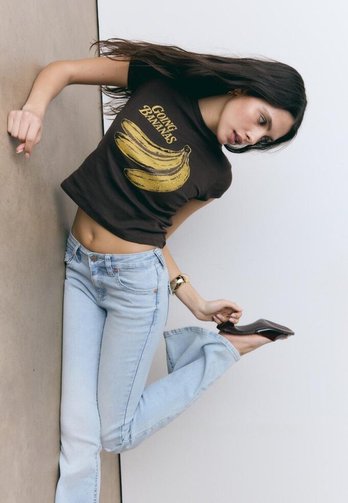 Camiseta de manga corta con estampado de plátanos